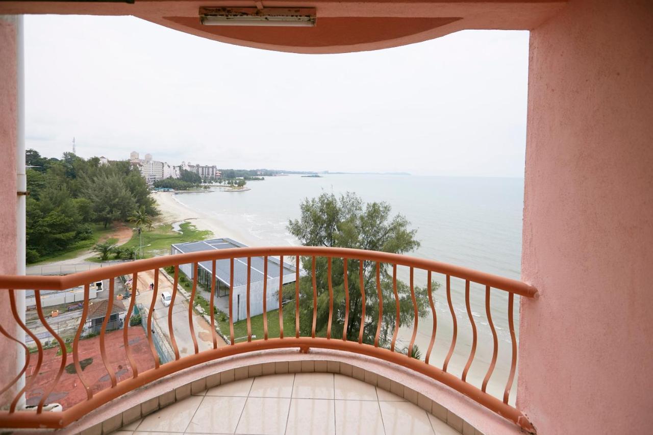 Jc Private Apartment Sunshine Bay Port Dickson Exterior foto